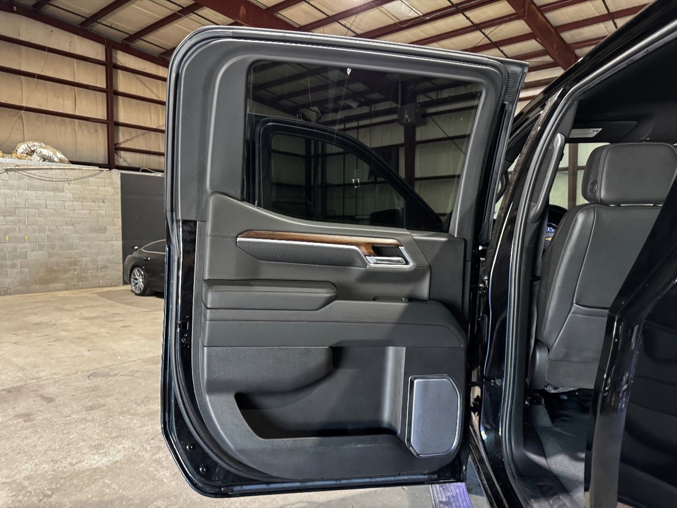 Used 2022 Chevrolet Silverado 1500 High Country image 14