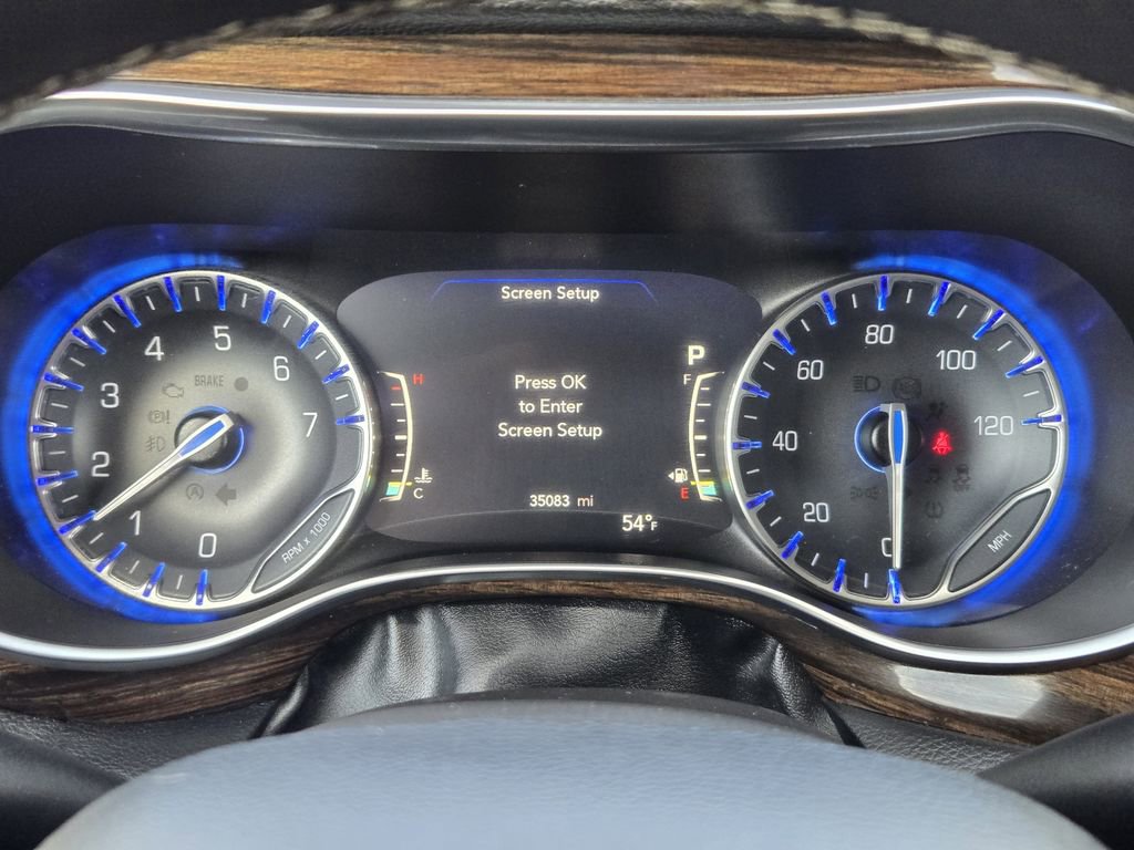 Used 2022 Chrysler Pacifica Limited image 13