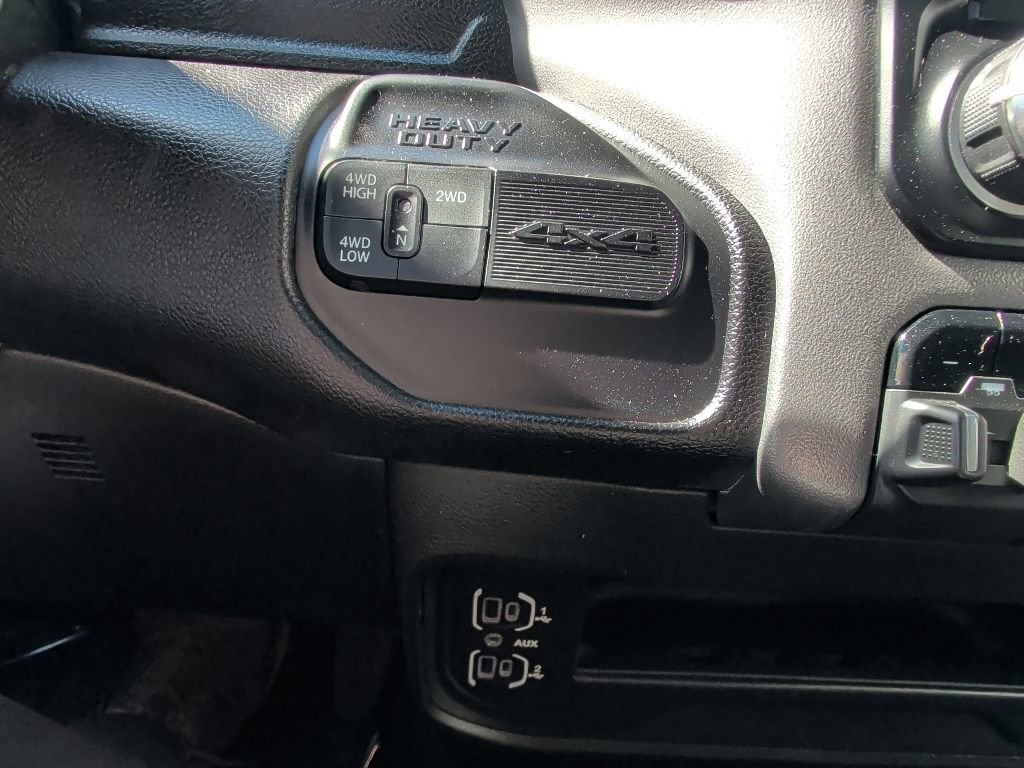 Used 2024 RAM 2500 Big Horn AWD/4WD image 22