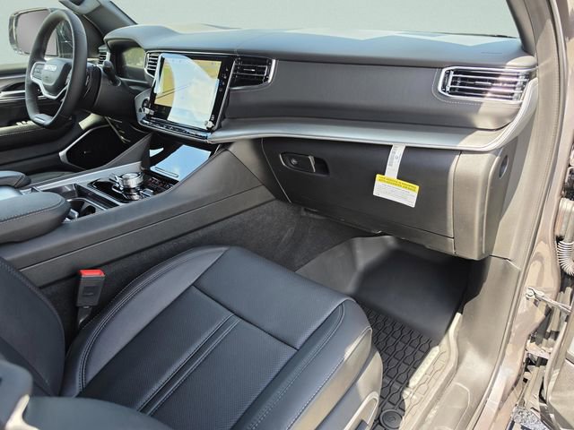 New 2026 Jeep Grand Wagoneer Limited image 13