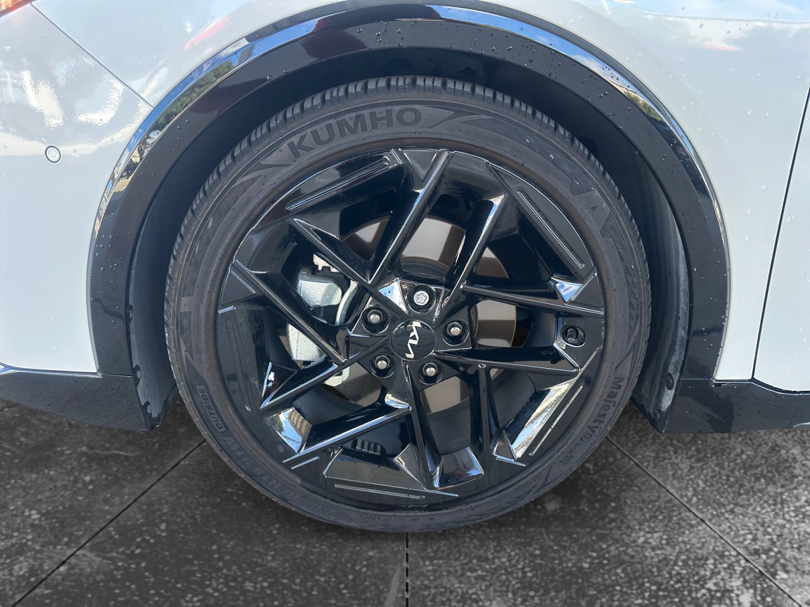 Used 2025 Kia K4 GT-Line Turbo FWD image 9