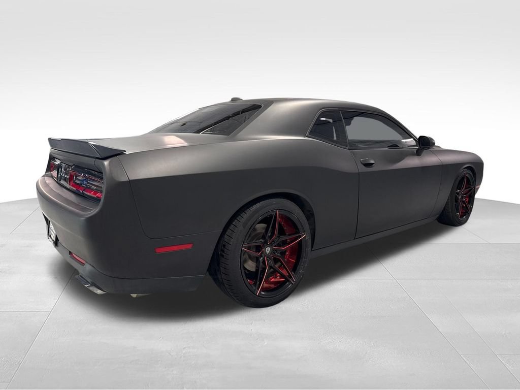 Used 2018 Dodge Challenger R/T w/ Blacktop Package RWD image 45