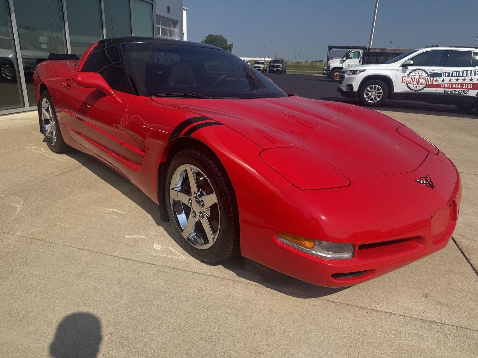 Used 1998 Chevrolet Corvette Coupe w/ Memory Pkg RWD image 5
