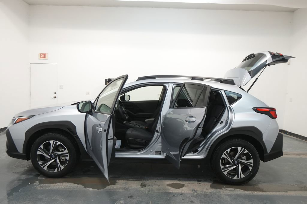 Used 2024 Subaru Crosstrek 2.0i Premium AWD/4WD image 24