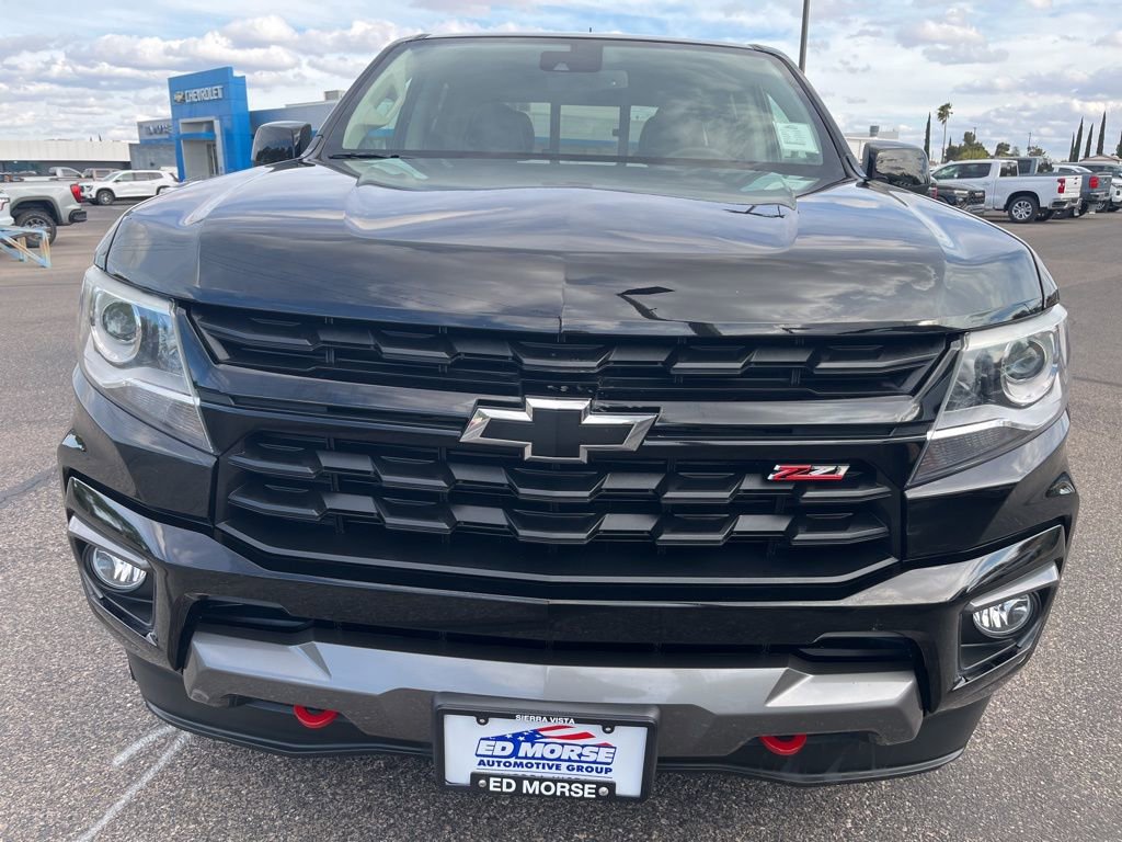 Certified 2022 Chevrolet Colorado Z71 w/ Z71 Midnight Edition AWD/4WD image 7