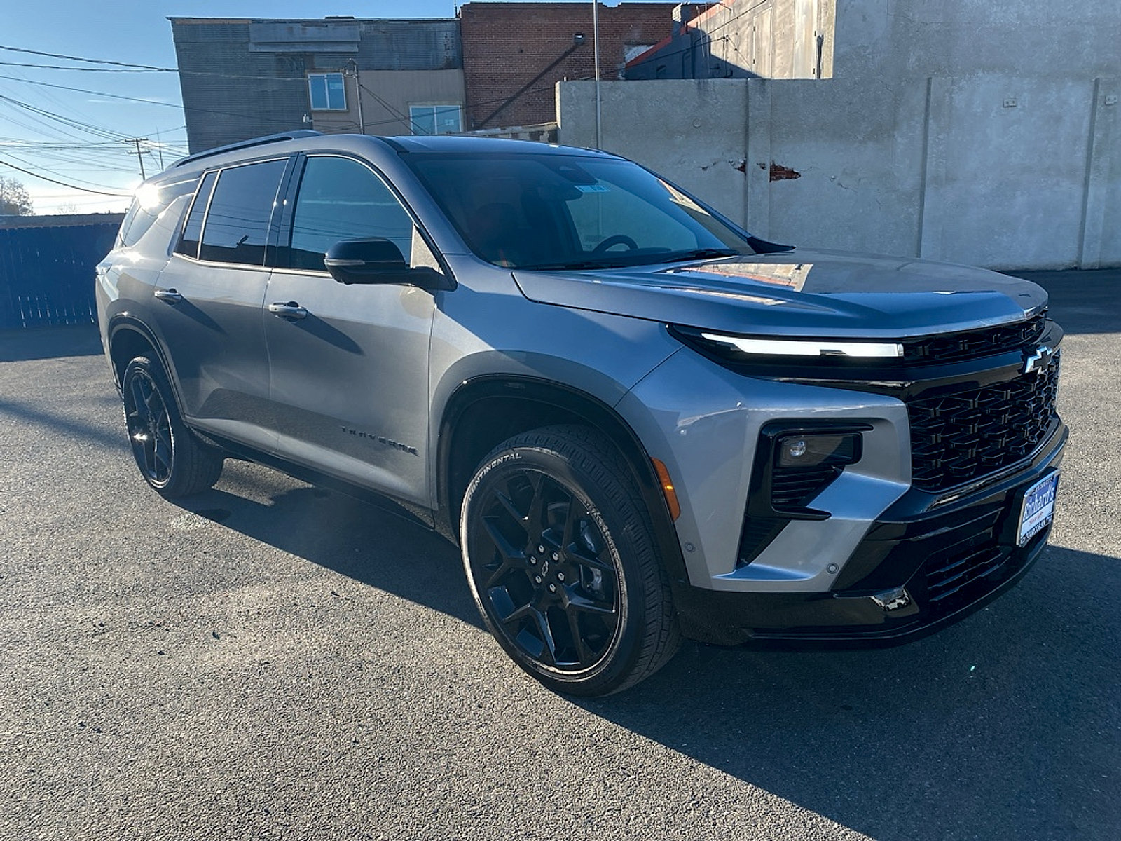 New 2026 Chevrolet Traverse RS w/ LPO, Floor Liner Package FWD image 9