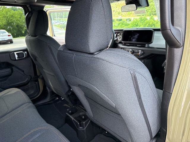 New 2025 Jeep Wrangler Sport S image 30