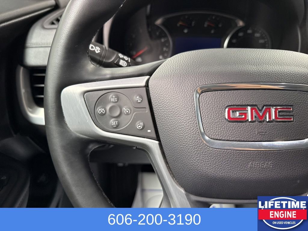 Used 2024 GMC Terrain SLT image 17