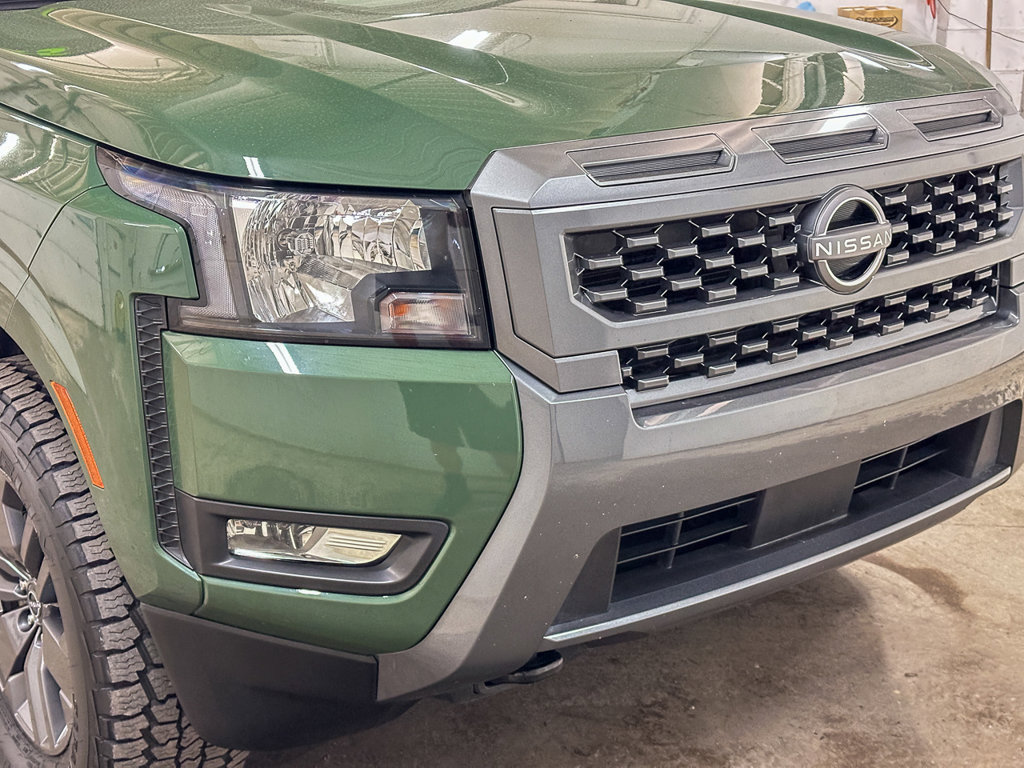 Used 2025 Nissan Frontier SV w/ SV Convenience Package AWD/4WD image 14