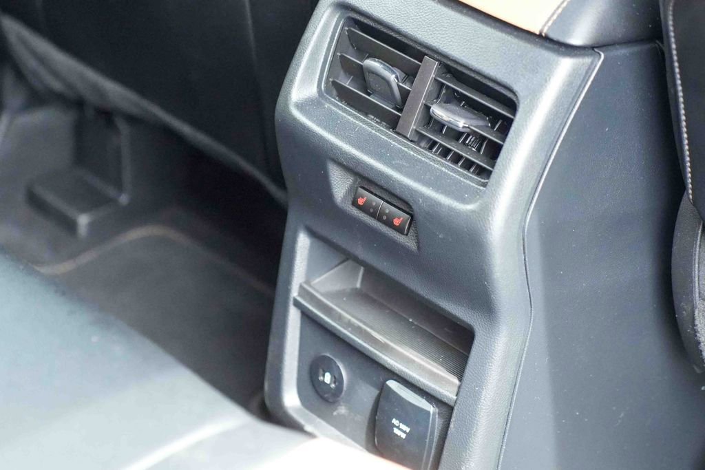 Used 2023 Ford Edge Titanium w/ Equipment Group 301A AWD/4WD image 24