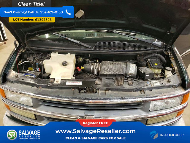 Used 2002 Chevrolet Express 1500 RWD image 16