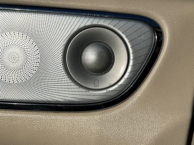 Used 2019 Lincoln Continental Reserve image 32