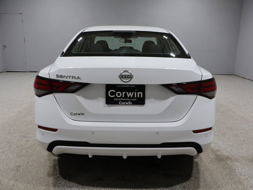 Used 2024 Nissan Sentra S image 3