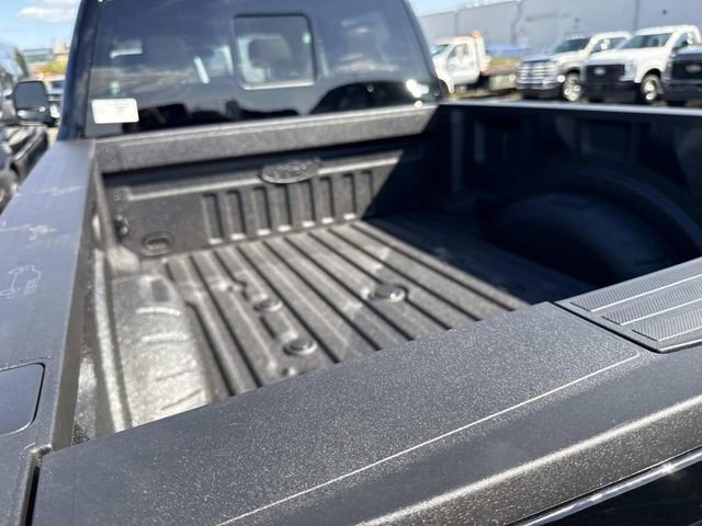 New 2026 Ford F250 Lariat w/ Lariat Ultimate Package image 4