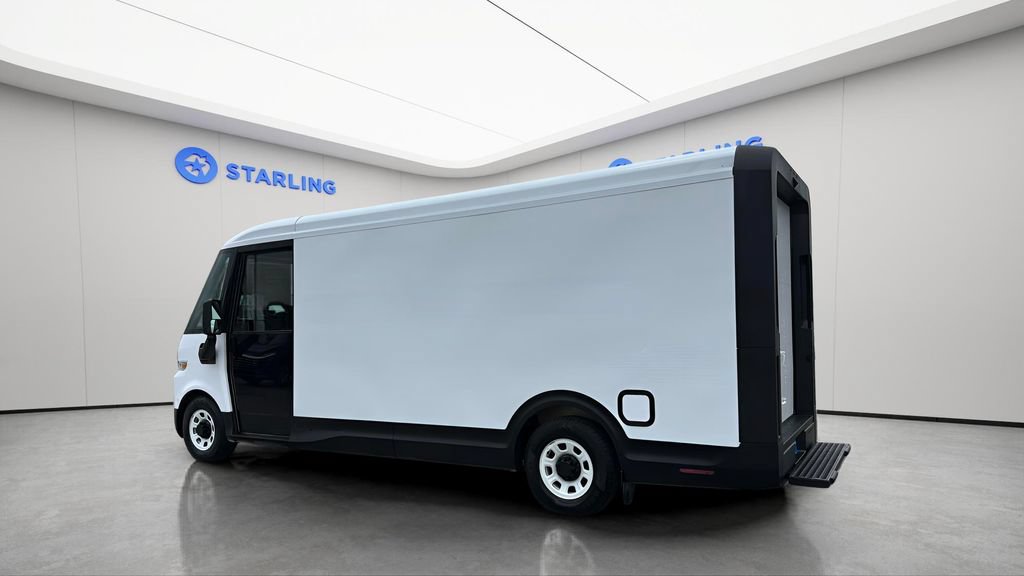 Used 2024 Chevrolet Brightdrop 600 w/ Battery Pack, Max Range AWD/4WD image 4