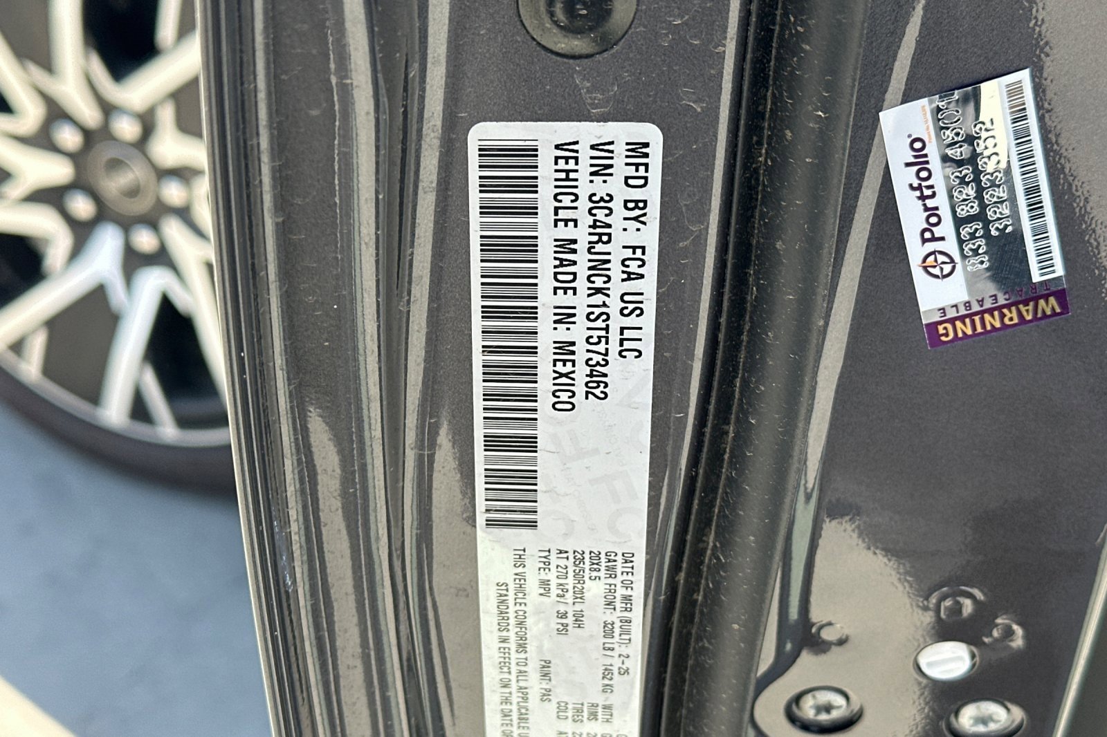 New 2025 Jeep Wagoneer Limited image 30