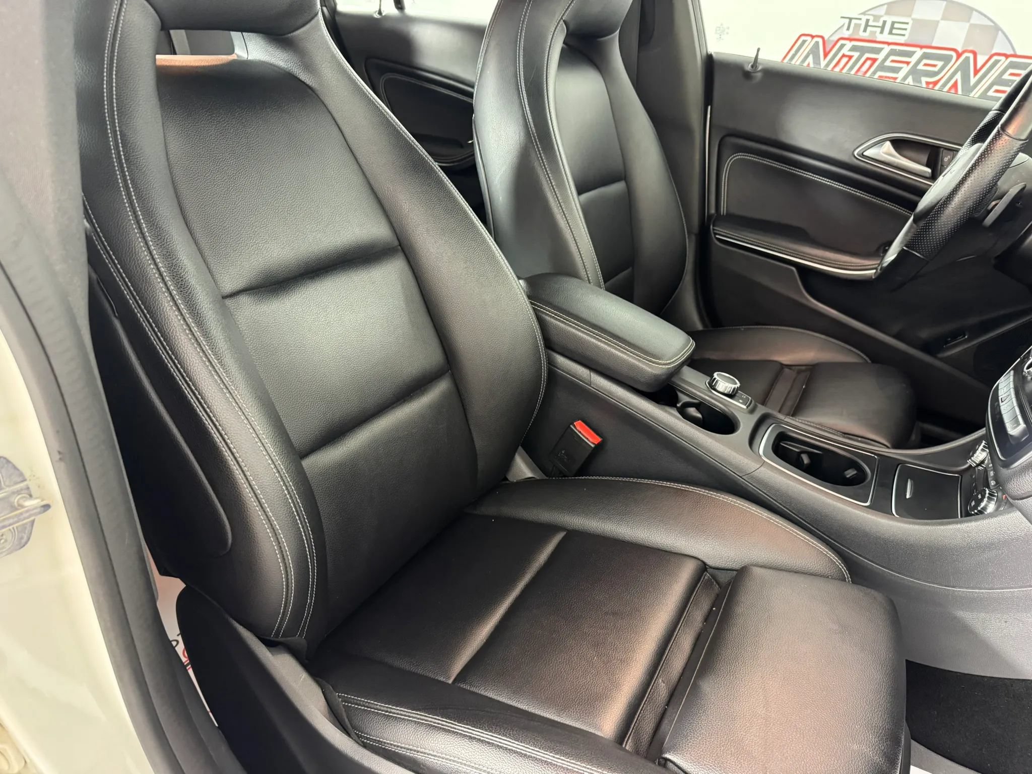 Used 2019 Mercedes-Benz CLA 250 4MATIC image 35