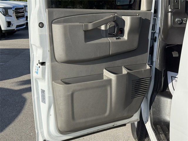 Used 2021 Chevrolet Express 2500 Extended w/ Driver Convenience Package image 31