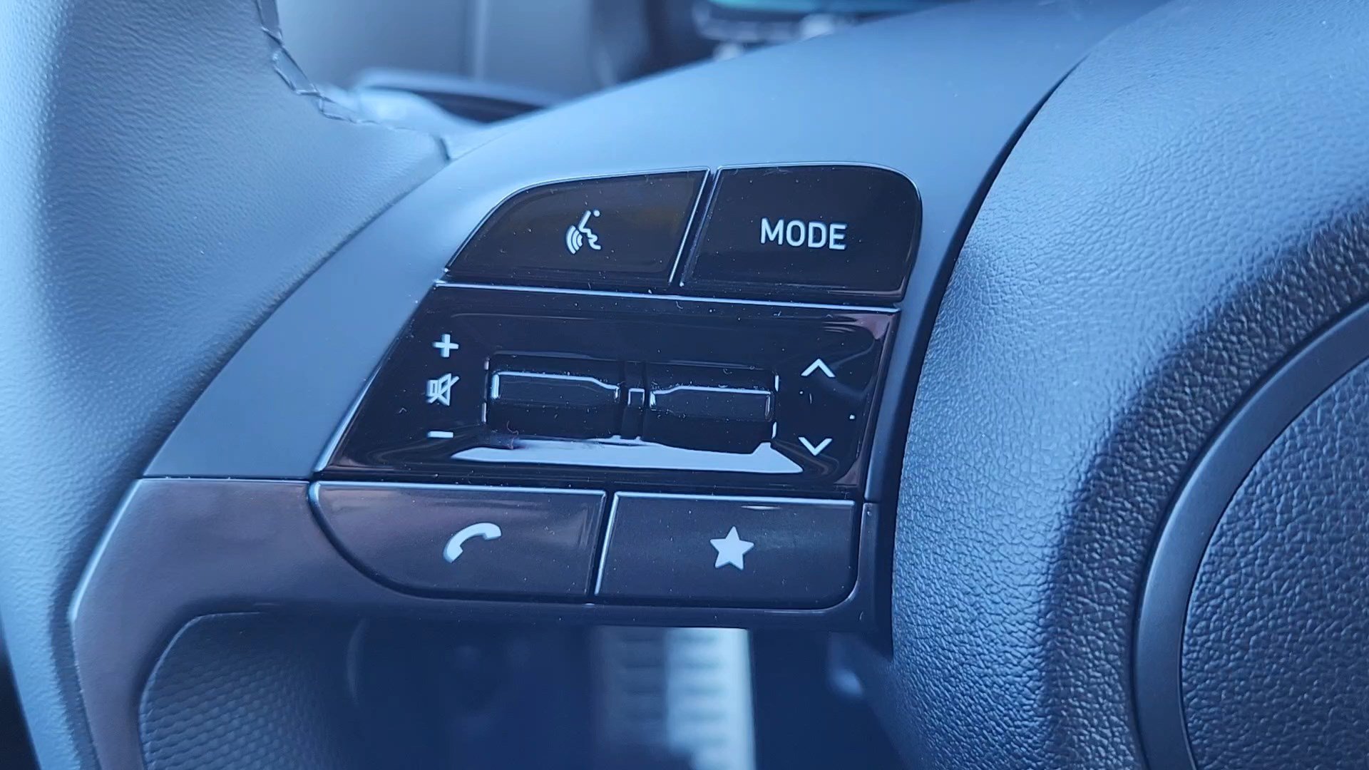 New 2026 Hyundai Elantra SEL Sport Premium image 12