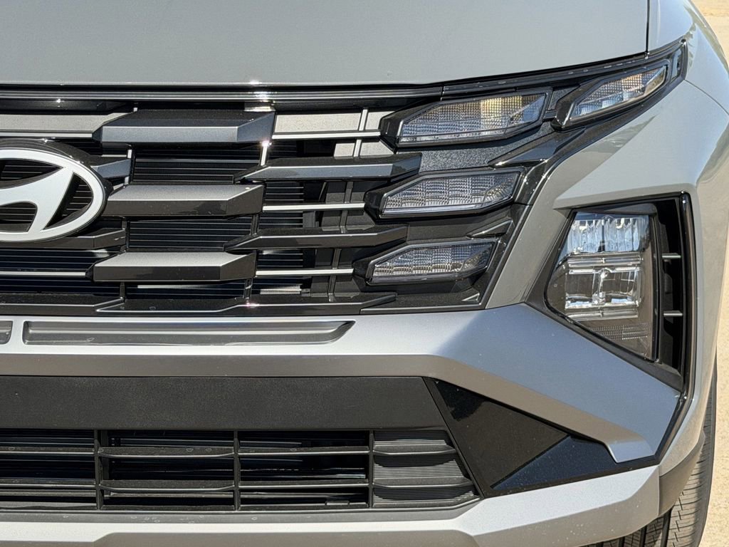 New 2026 Hyundai Tucson SE image 8