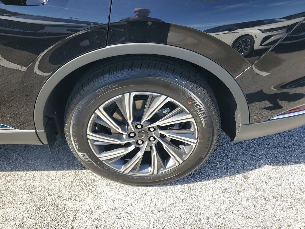 New 2026 Lincoln Aviator 2WD image 8