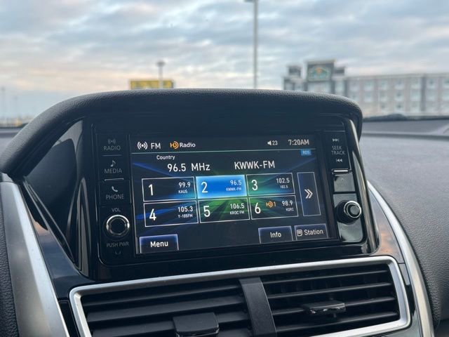 Used 2019 Mitsubishi Eclipse Cross ES image 3