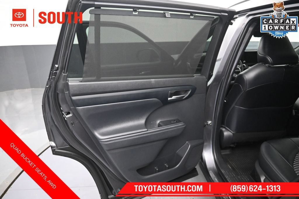 Used 2023 Toyota Highlander XSE AWD/4WD image 29