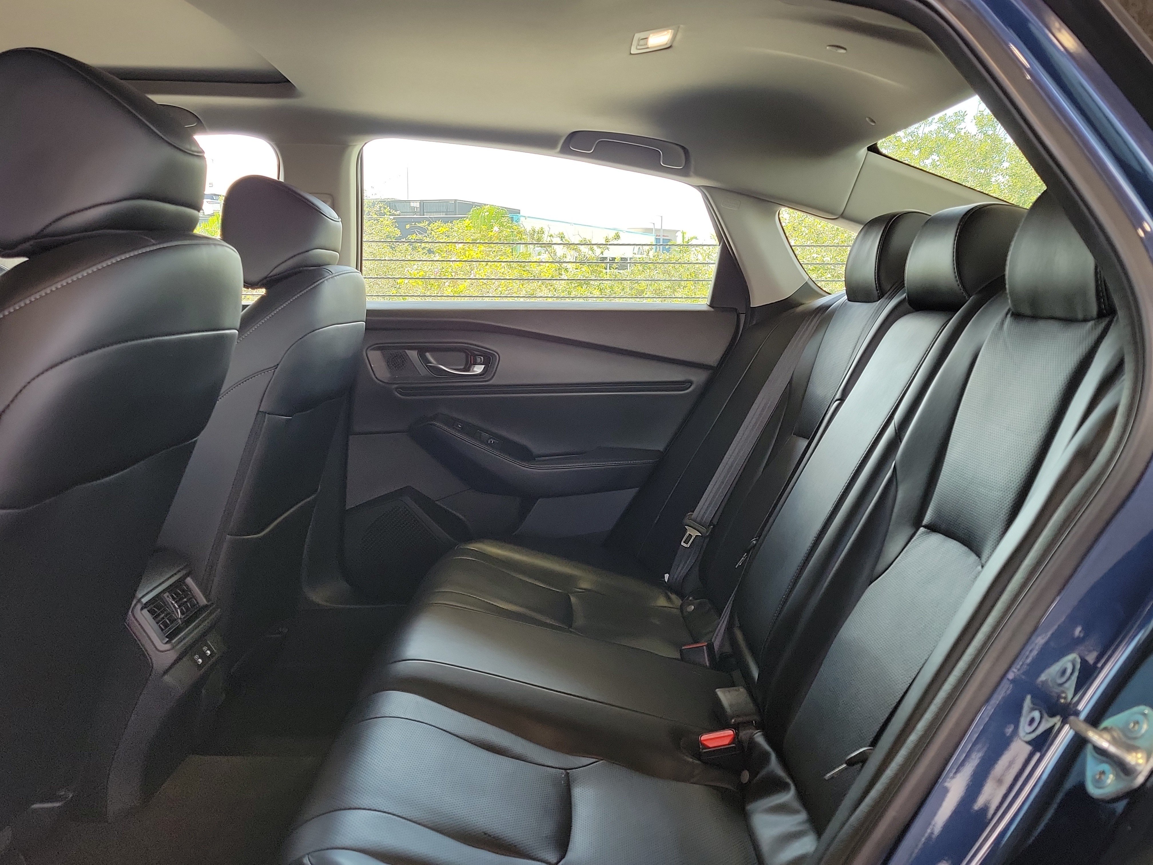Used 2023 Honda Accord Touring image 10