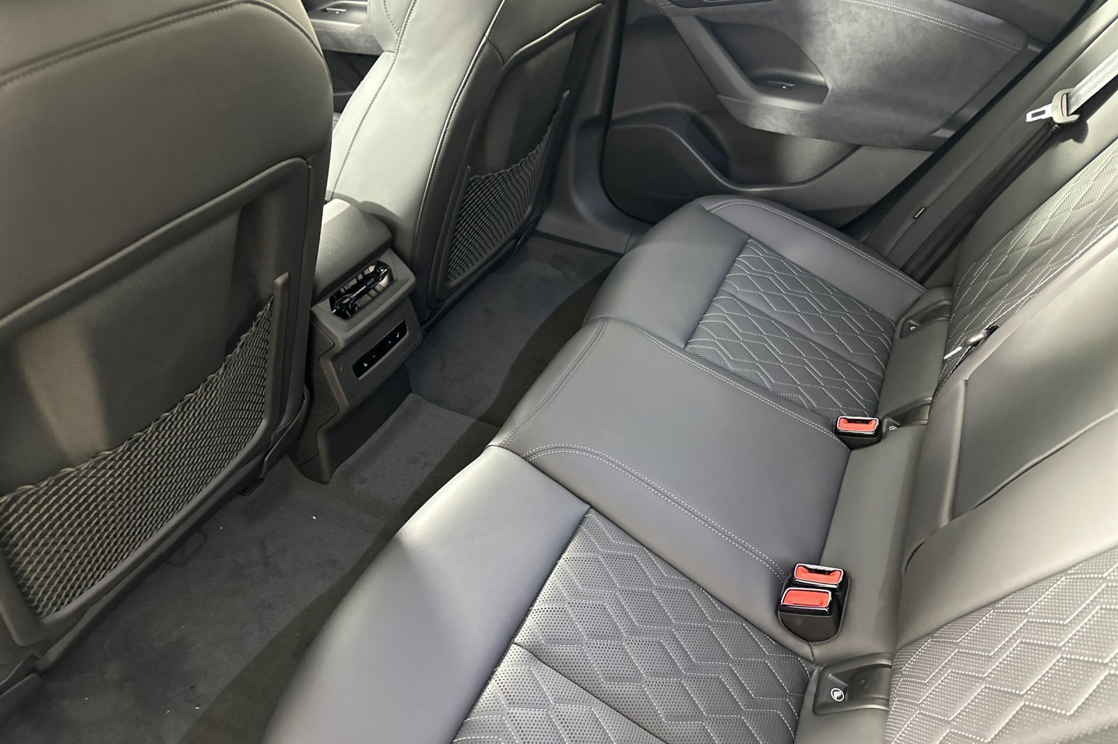 New 2027 Audi S6 e-tron Premium Plus AWD/4WD image 11