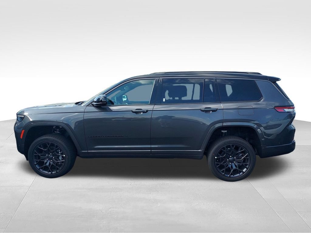 New 2026 Jeep Grand Cherokee L Summit w/ Obsidian Package AWD/4WD image 2