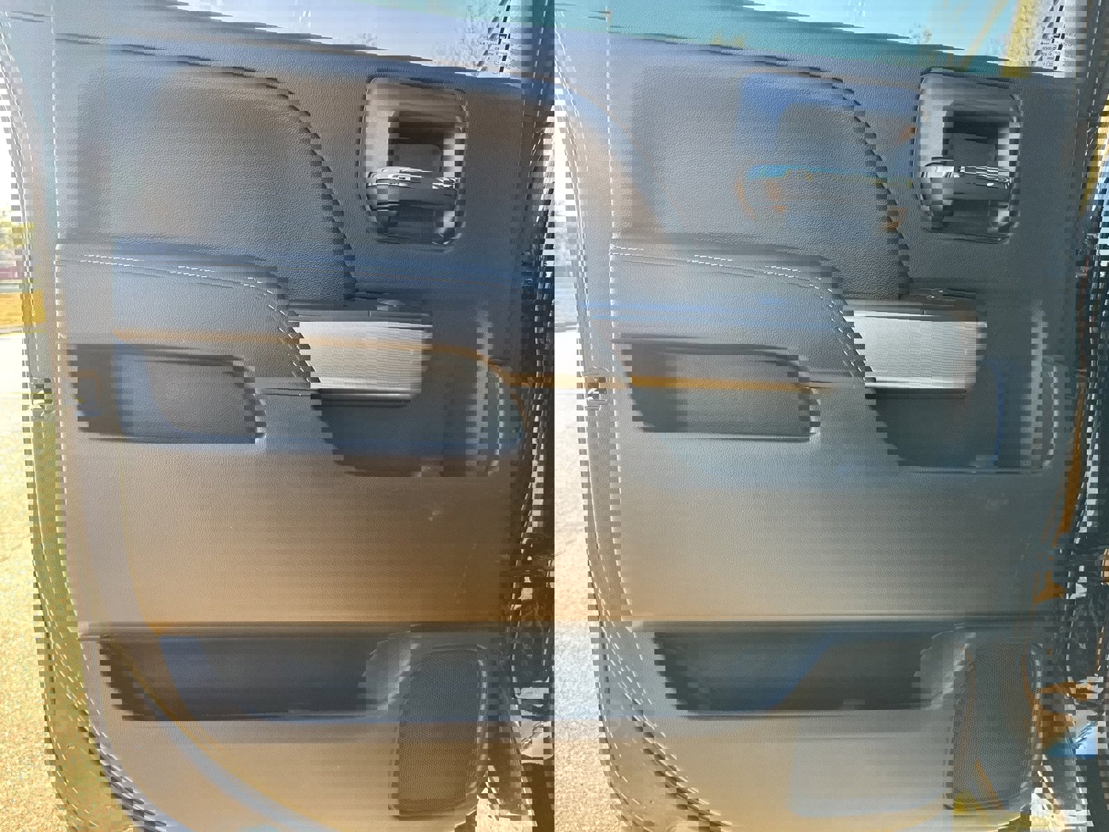 Used 2018 Chevrolet Silverado 1500 LT w/ All Star Edition image 17