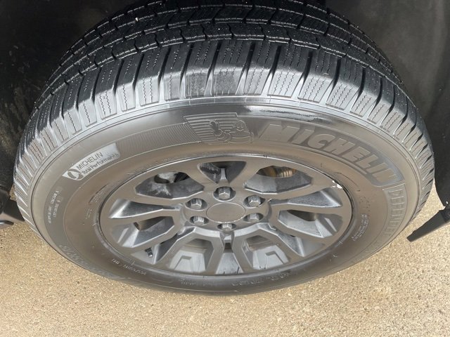 Used 2018 GMC Yukon XL SLT image 18