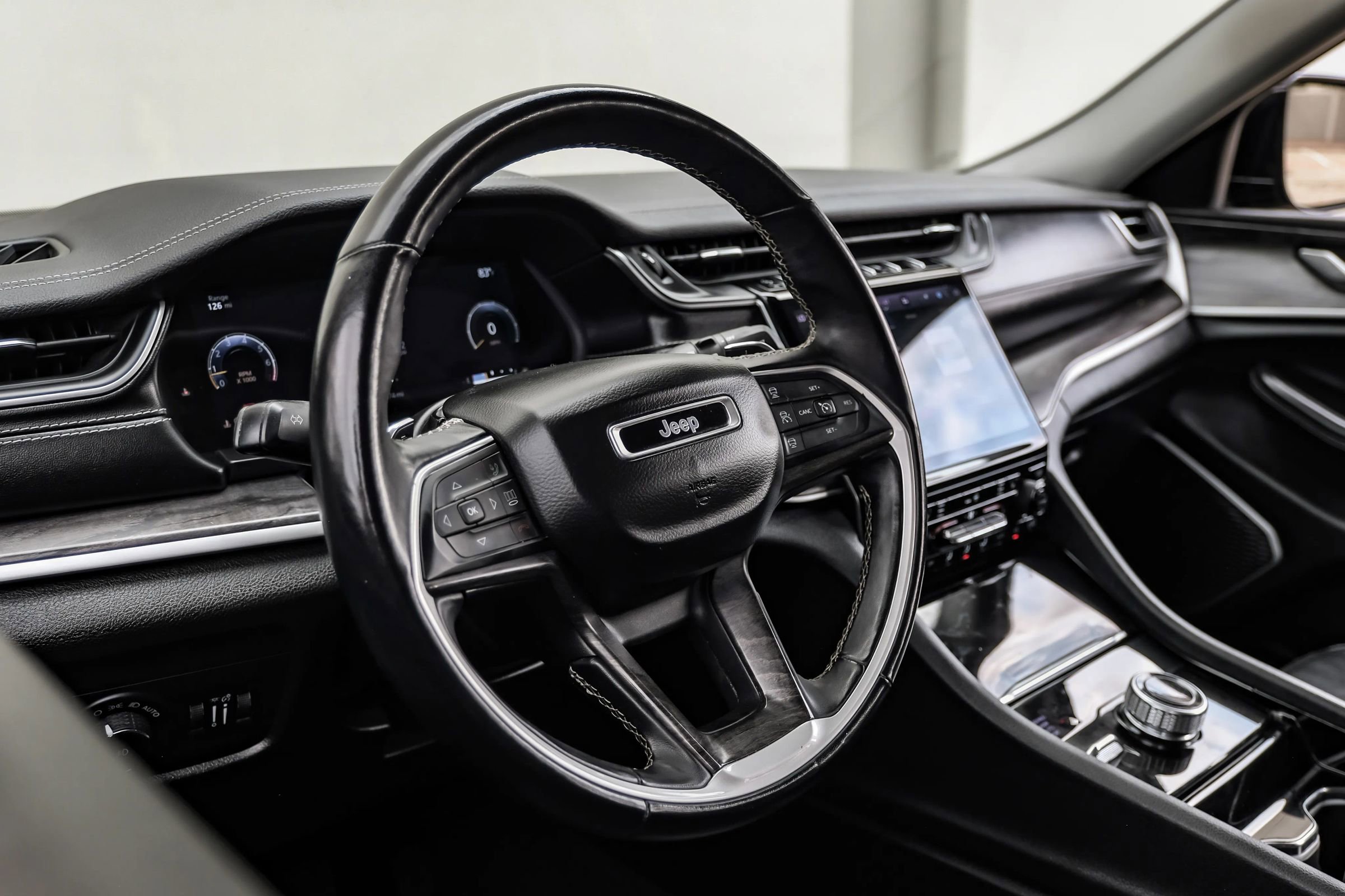 Used 2021 Jeep Grand Cherokee L Limited w/ Trailer Tow Group (B) image 20