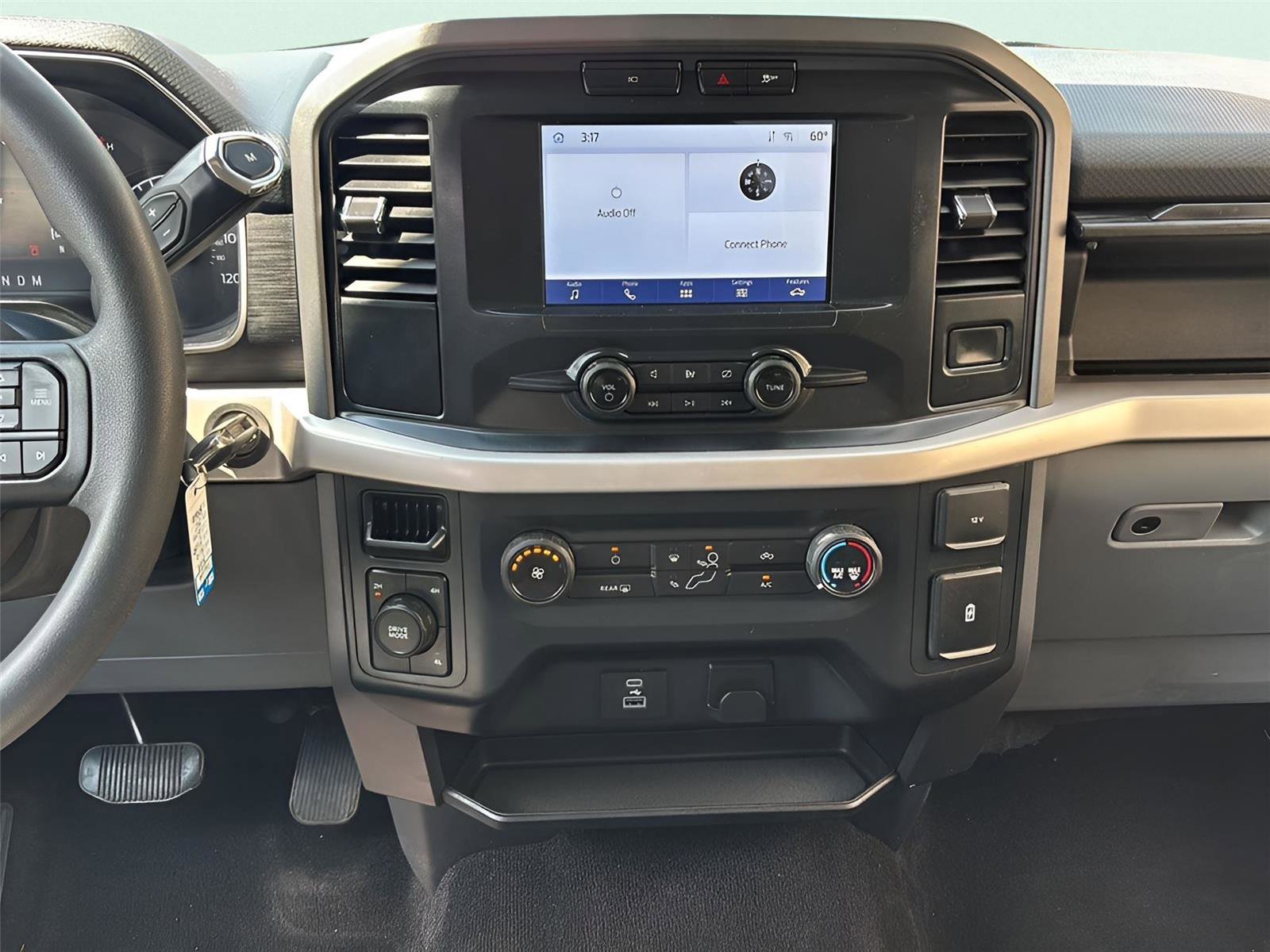 Used 2022 Ford F150 XLT image 13