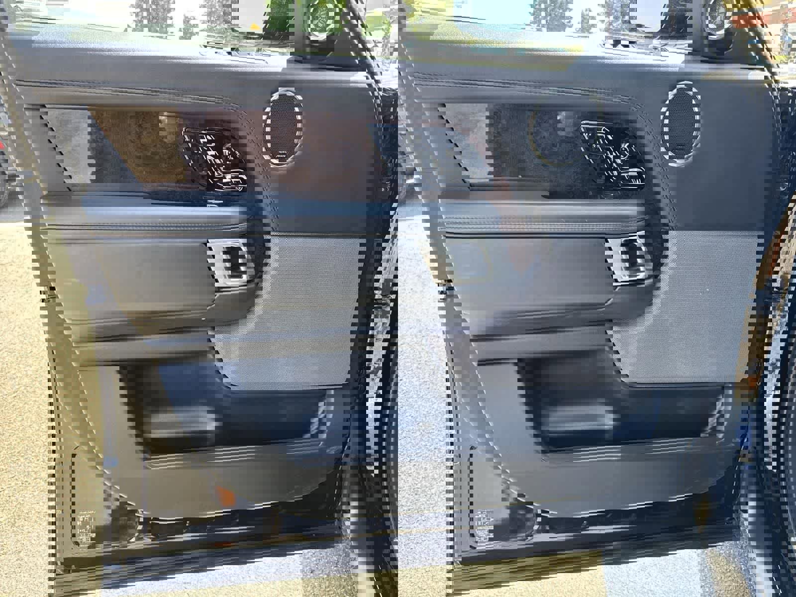 Used 2022 Land Rover Range Rover Westminster Edition image 21