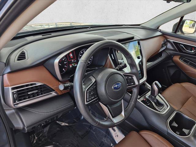 Used 2025 Subaru Outback Touring XT AWD/4WD image 15