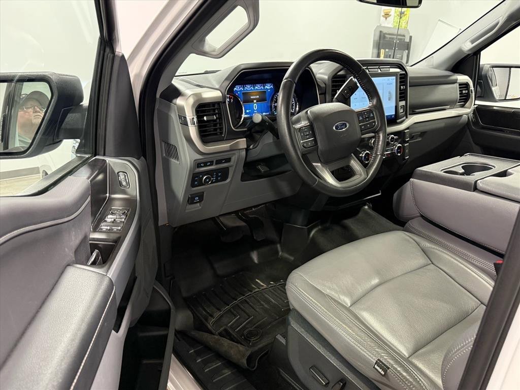 Used 2022 Ford F150 XLT w/ Equipment Group 302A High image 10