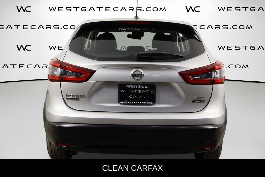 Used 2020 Nissan Rogue Sport S image 4
