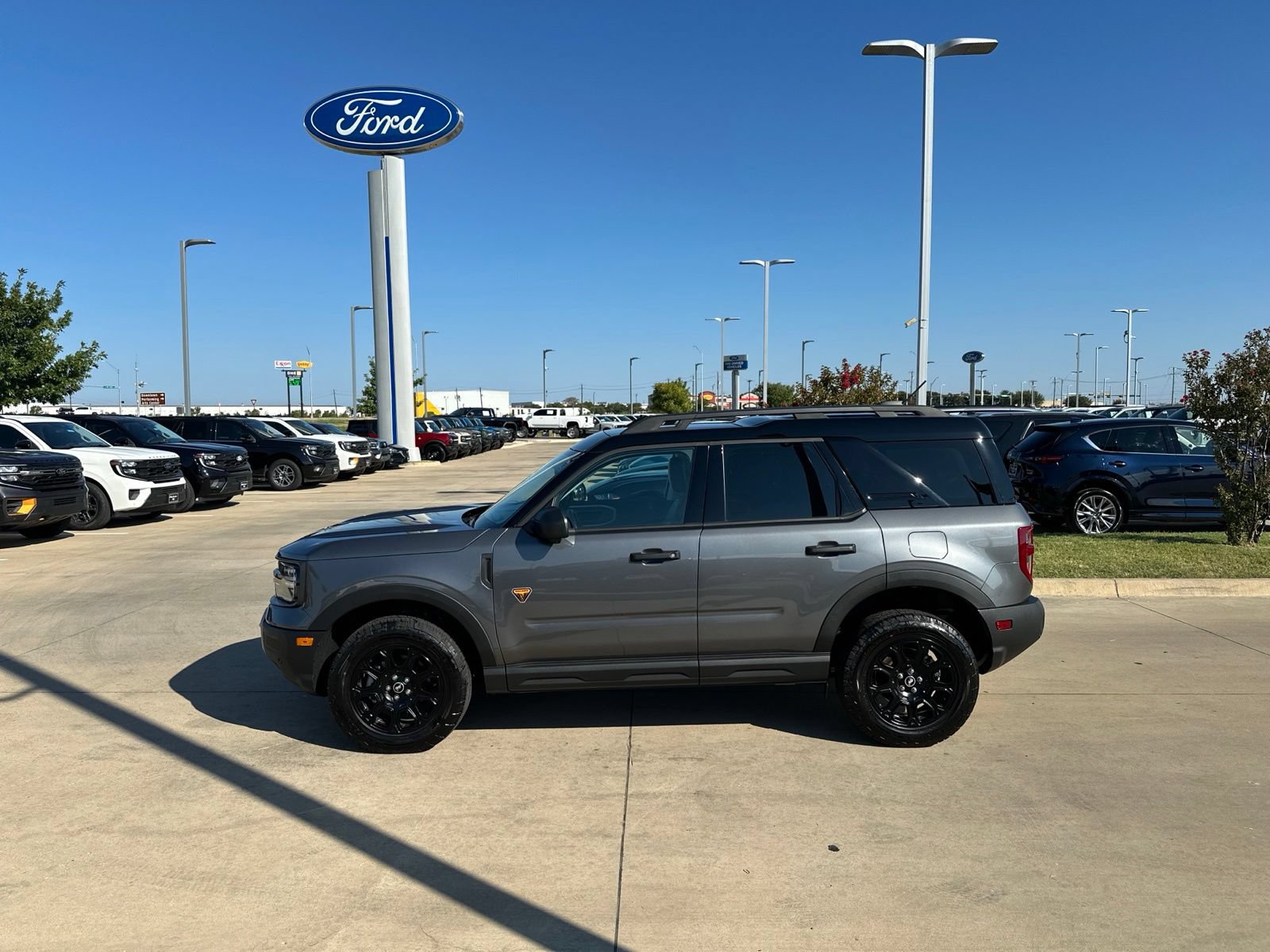 New 2026 Ford Bronco Sport Badlands w/ Badlands Tech Package AWD/4WD image 2