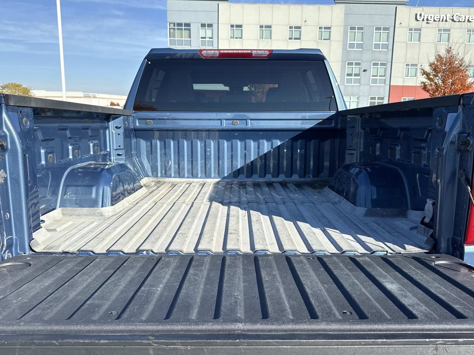 Used 2024 Chevrolet Silverado 1500 LT image 20