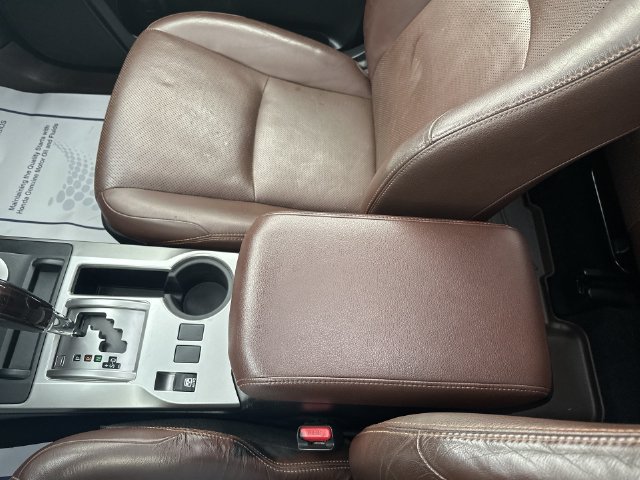 Used 2014 Toyota 4Runner Limited AWD/4WD image 32