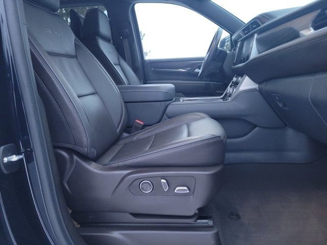 Used 2023 GMC Yukon XL Denali w/ Denali Reserve Package AWD/4WD image 17