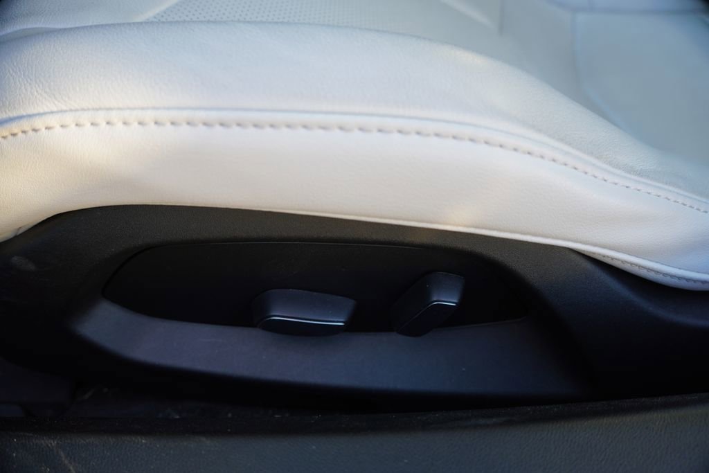 Certified 2022 Chevrolet Corvette Stingray Coupe w/ Engine Appearance Package RWD image 21