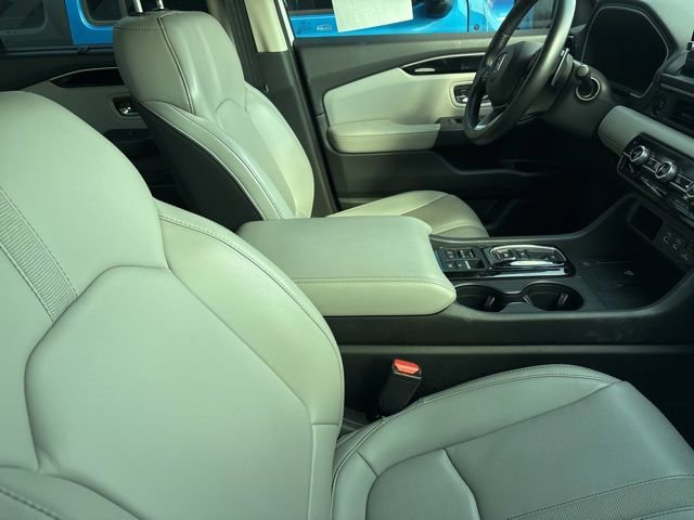 Used 2023 Honda Pilot EX-L image 7