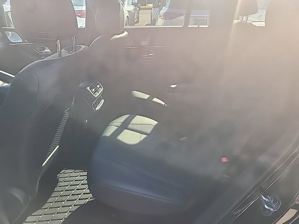 Used 2025 Mercedes-Benz GLS 450 4MATIC image 6