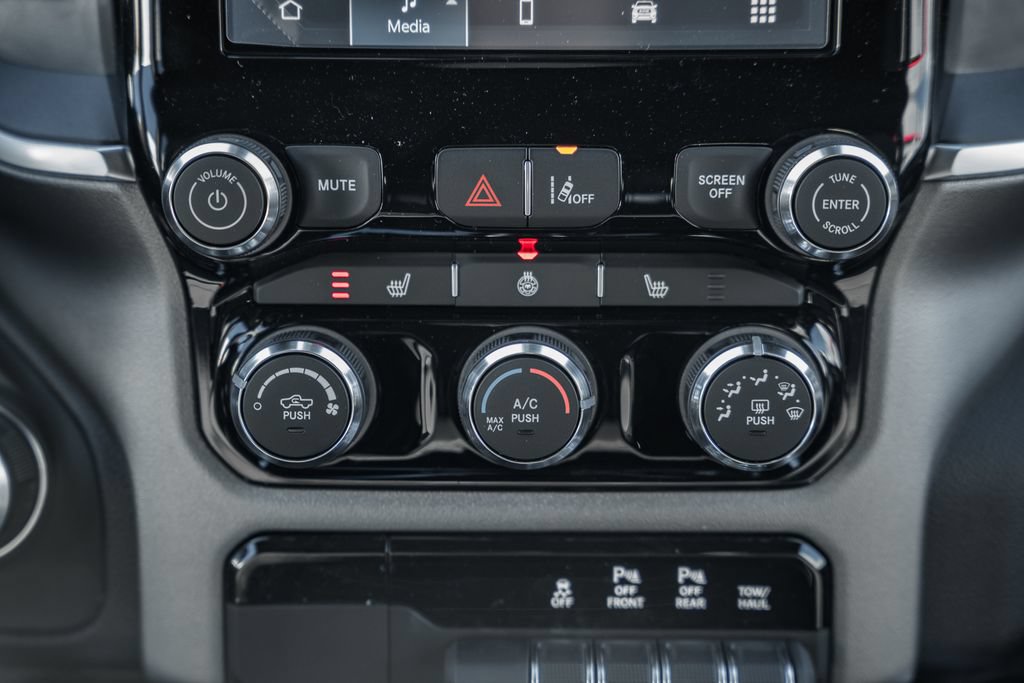 New 2026 RAM 1500 Big Horn AWD/4WD image 24