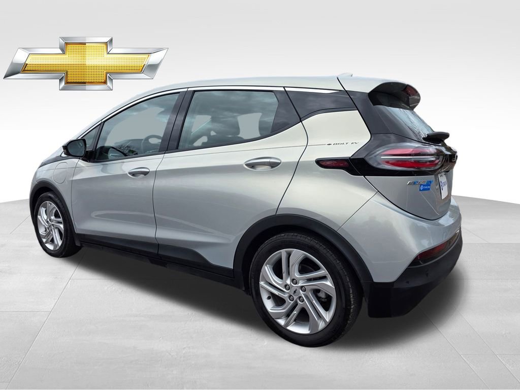 Used 2022 Chevrolet Bolt LT image 5