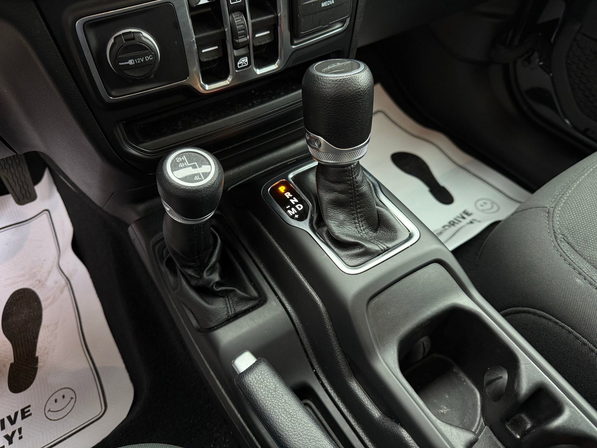 Used 2021 Jeep Gladiator Sport image 44