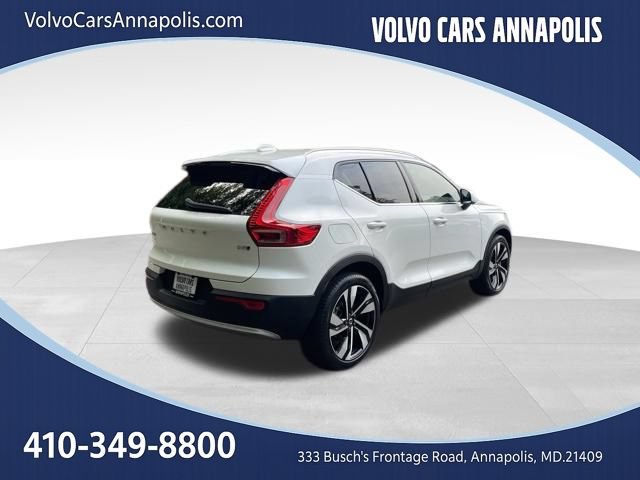 Certified 2024 Volvo XC40 B5 Plus w/ Protection Package Premier AWD/4WD image 8