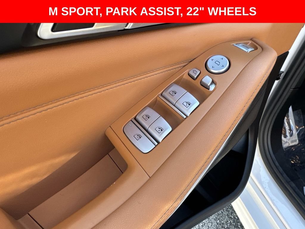 Used 2023 BMW X7 xDrive40i w/ M Sport Package AWD/4WD image 15